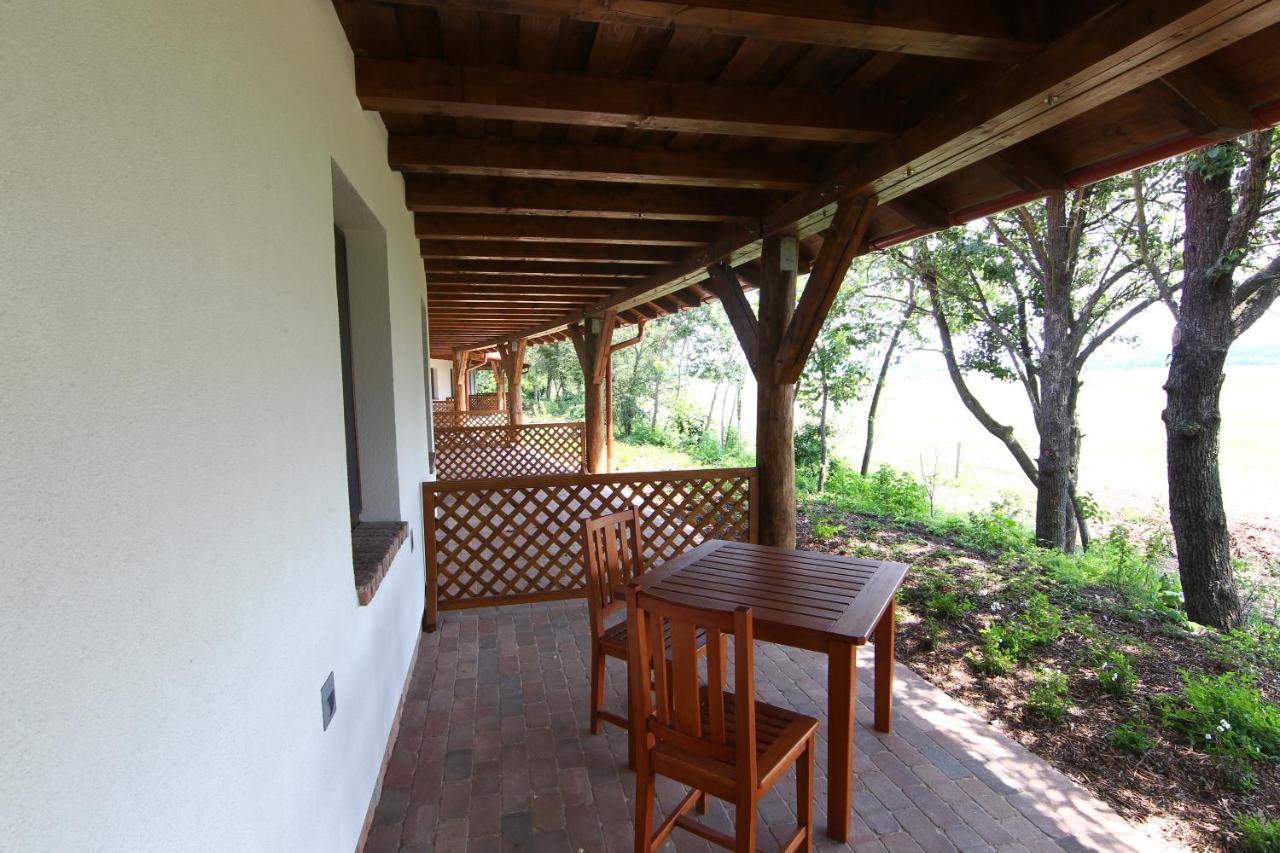 Bibic Nature Lodge Balmazújváros 外观 照片